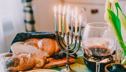 Kaiyun官方登录入口-美国反曲弓女队在世界大学生射箭锦标赛中获得银牌，反曲弓世界纪录