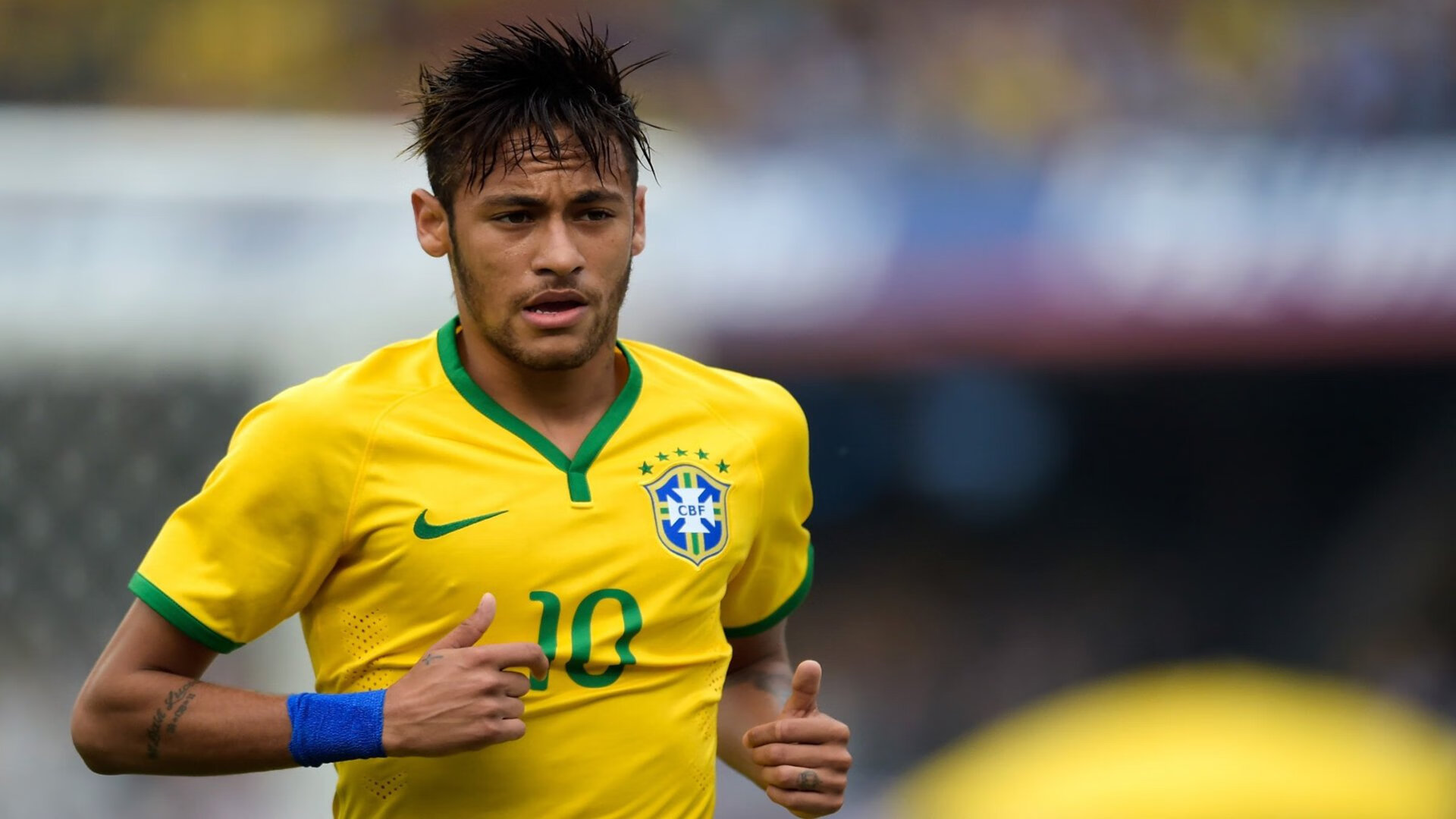 开云网站-阿尔阿赫利年轻球员迅速成长，阿尔阿赫利哈米斯